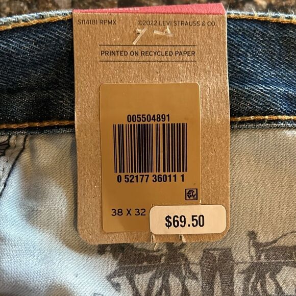 NEW Levi's Mens 550 Relaxed Jeans - Picture 2 of 7
